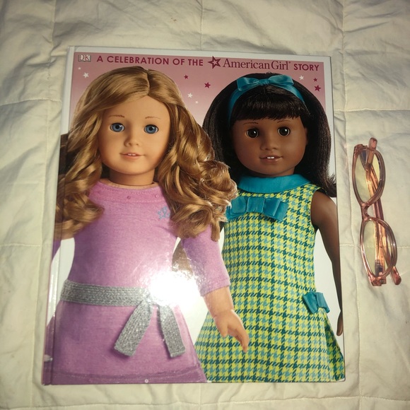 American Girl Large Picture Book❗️A Celebration Story❗️ Beautiful book❗️ 📕🥰 - Picture 4 of 16